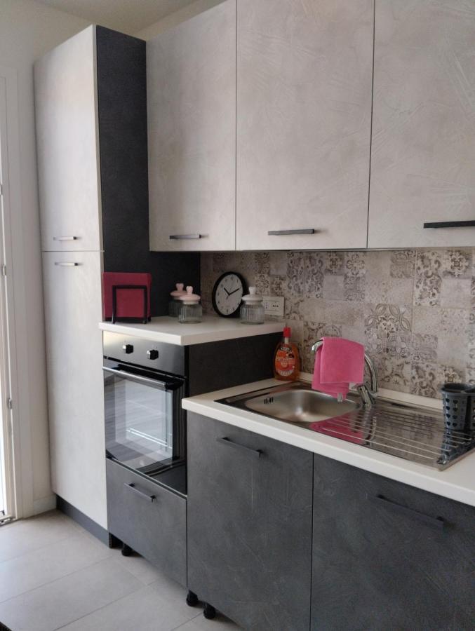 Gioja Suite Quartu SantʼElena Exteriör bild